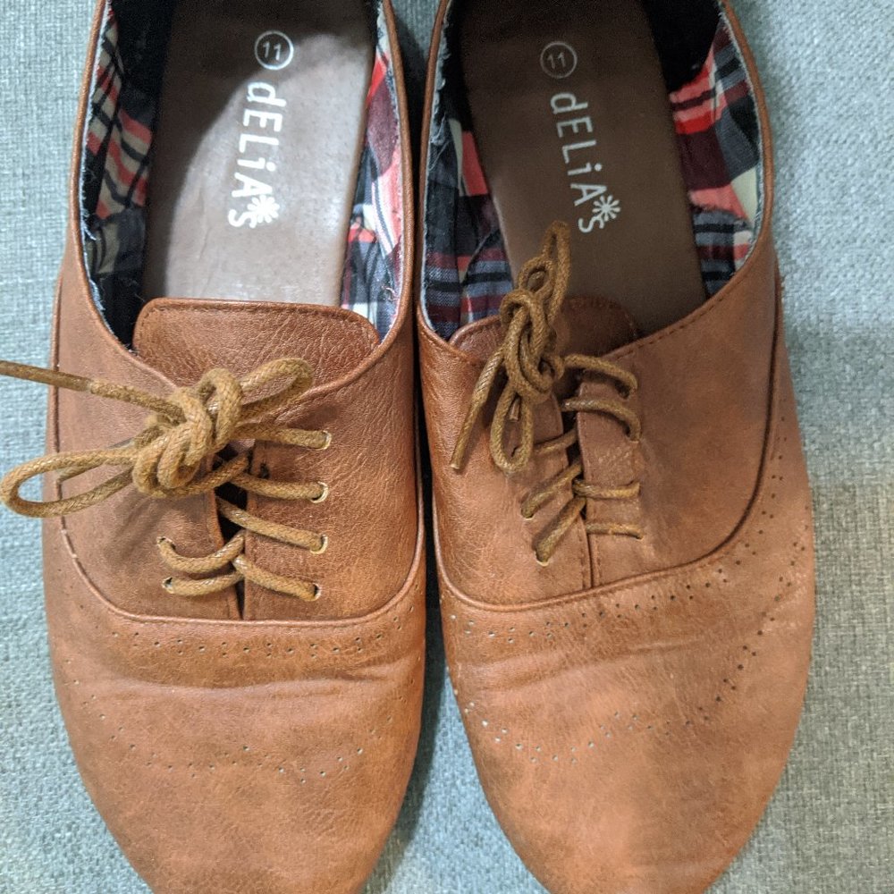 dELiA*s Faux Leather Shoes Size 11 Used.